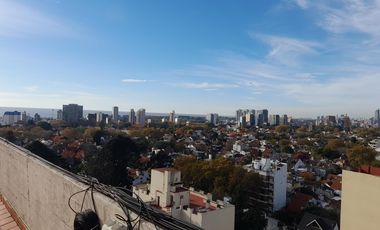 Vicente López - Luminoso departamento 3 amb - Piso alto con vista abierta panorámica!