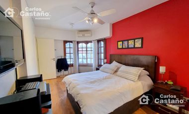 Exc. Chalet en Esquina, Todo Reciclado a Nuevo con Detalles de Categoría