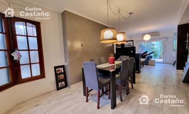Exc. Chalet en Esquina, Todo Reciclado a Nuevo con Detalles de Categoría