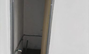 Depósito en alquiler - 1 Baño - Esteban Echeverría