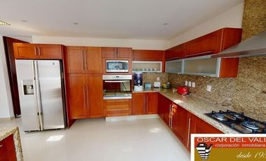 CASA EN VENTA PEDREGAL