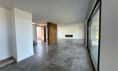 Alquiler Anual Casa a La Laguna en San Benito Villanueva Tigre