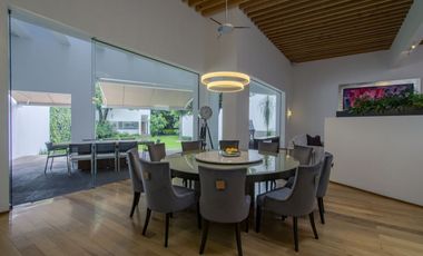 CASA EN VENTA EN EL PEDREGAL