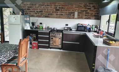 Alquiler amoblado Casa 1 dormitorio   Quincho B° El Vergel