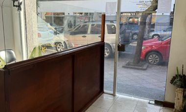 Local - La Perla