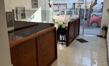 Local - La Perla