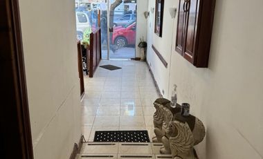 Local - La Perla