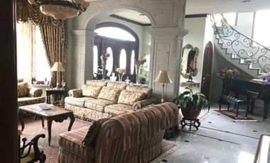CASA EN VENTA EN BOSQUES DE LAS LOMAS