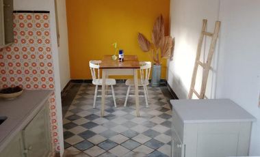 CASA EN EL CENTRO DE COSQUIN DE DOS DORMITORIOS REF 2141A