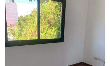 Departamento tres ambientes cochera Alquiler Bernal Centro