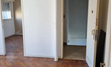 Departamento en alquiler - 2 Dormitorios 1 Baño - 70Mts2 - Flores