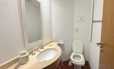 Departamento de 3 ambientes con cochera en venta- Vicente lopez