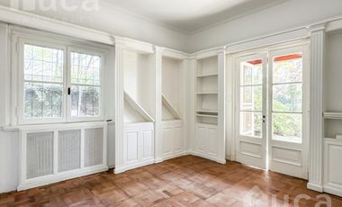 Imponente Casa en alquiler con jardín y pileta  - Beccar