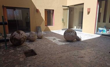 Renta de casa zona las Americas