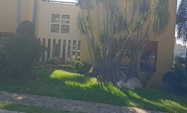 Renta de casa zona las Americas