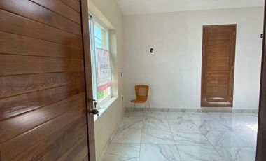 Venta d casa con mini departamento