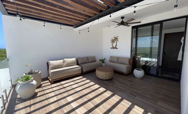 VENTA VILLA FRENTE AL MAR RIVIERA MAYA,