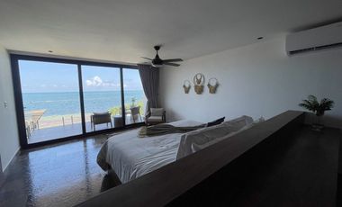 VENTA VILLA FRENTE AL MAR RIVIERA MAYA,