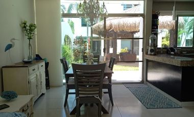 VENTA CASA, EN PLAYA DEL CARMEN, QUINTANA ROO.