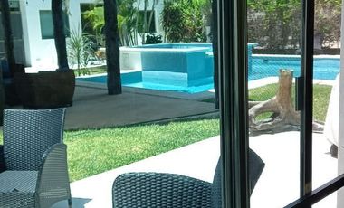 VENTA CASA, EN PLAYA DEL CARMEN, QUINTANA ROO.