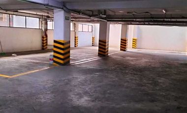 EDIFICIO COMERCIAL EN VENTA SATELITE