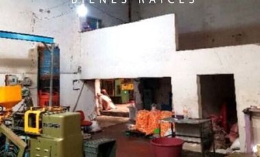 VENTA BODEGA O NAVE INDUSTRIAL EN SANTA URSULA COAPA, COYOACAN.