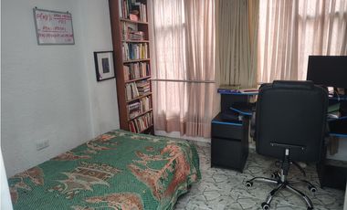 SE VENDE CASA  B/ VALLADOLID - MONTERREY - JOR2