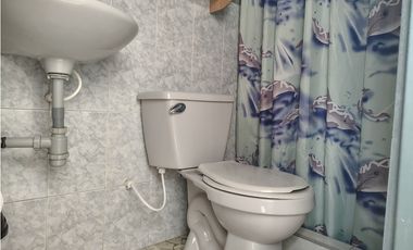 SE VENDE CASA  B/ VALLADOLID - MONTERREY - JOR2