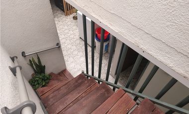 SE VENDE CASA  B/ VALLADOLID - MONTERREY - JOR2