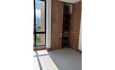 APARTAMENTO CON VISTA AL VALLE Y A LOS FARALLONES PARA ESTRENAR