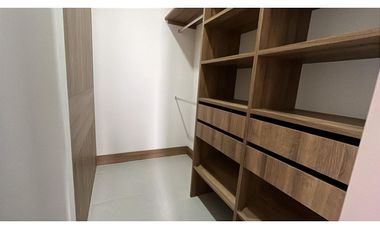 APARTAMENTO CON VISTA AL VALLE Y A LOS FARALLONES PARA ESTRENAR