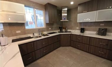 Venta increible casa en Santa Marta Rodadero Reservado