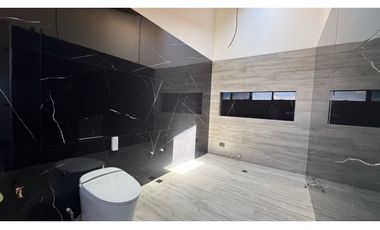 Casa finca en construcción para la venta en la ceja LDC