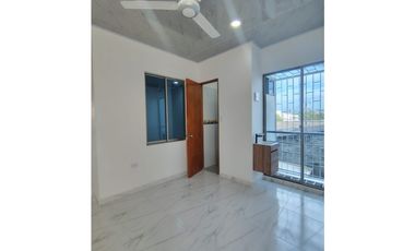 SE ARRIENDA APT. 2 PISOS B/ LA FLORESTA, ORIENTE DE MONTERA