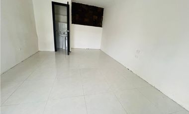Urdesa, Local Comercial en Renta, 18m2, 2 Ambiente