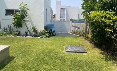 Casa en  venta en fraccionamiento Aiyana Residencial, Santa Fe Xochitepec Morelos