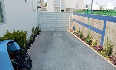 Casa en  venta en fraccionamiento Aiyana Residencial, Santa Fe Xochitepec Morelos