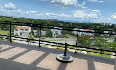 PENTHOUSE en Paraiso Country Club