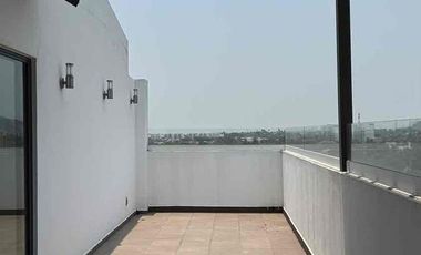 PENTHOUSE en Paraiso Country Club