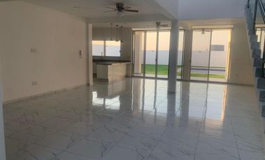 Casa en  Fraccionamiento Corinto, burgos bugambilias