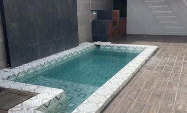 CASA CON ALBERCA Y PANELES EN VENTA EN PUNTA TIBURON