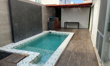 CASA CON ALBERCA Y PANELES EN VENTA EN PUNTA TIBURON
