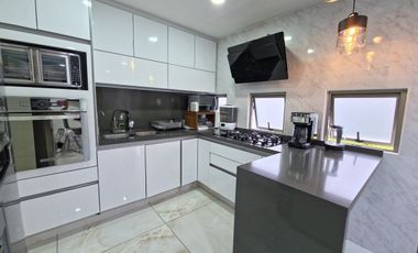 PRECIOSA TOWNHOUSE EN VENTA EN SAN PEDRO DE LOS PINOS