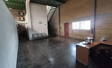 BODEGA RENTA 1000 M2,  INDUSTRIAL INGLATERRA AVIACION  ZAPOPAN NORTE,JAL.