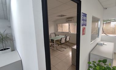 BODEGA RENTA 1000 M2,  INDUSTRIAL INGLATERRA AVIACION  ZAPOPAN NORTE,JAL.
