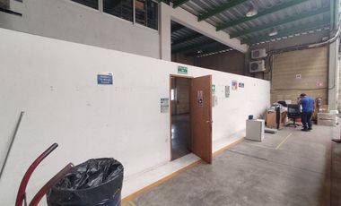 BODEGA RENTA 1000 M2,  INDUSTRIAL INGLATERRA AVIACION  ZAPOPAN NORTE,JAL.