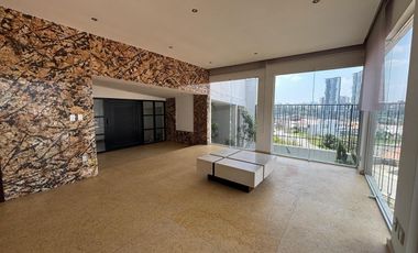 Casa en Renta en Bosque Real Fraccionamiento Loma Real (m2c400)