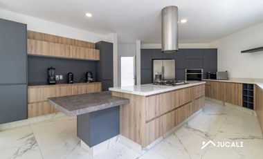 Casa en Venta en El Palomar Primera Sección, Tlajomulco de Zuñiga, Jalisco