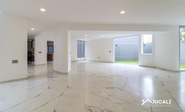 Casa en Venta en El Palomar Primera Sección, Tlajomulco de Zuñiga, Jalisco