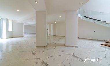 Casa en Venta en El Palomar Primera Sección, Tlajomulco de Zuñiga, Jalisco